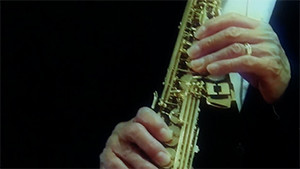 JMancera hands playing saxophone